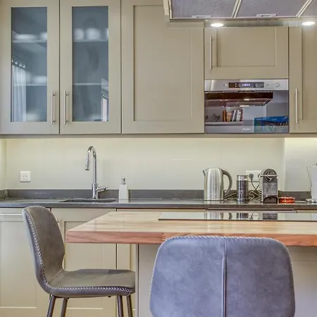 Apartman Style In Cannes-beautiful Apt-5 Mins Stroll To Festival-beach-port *